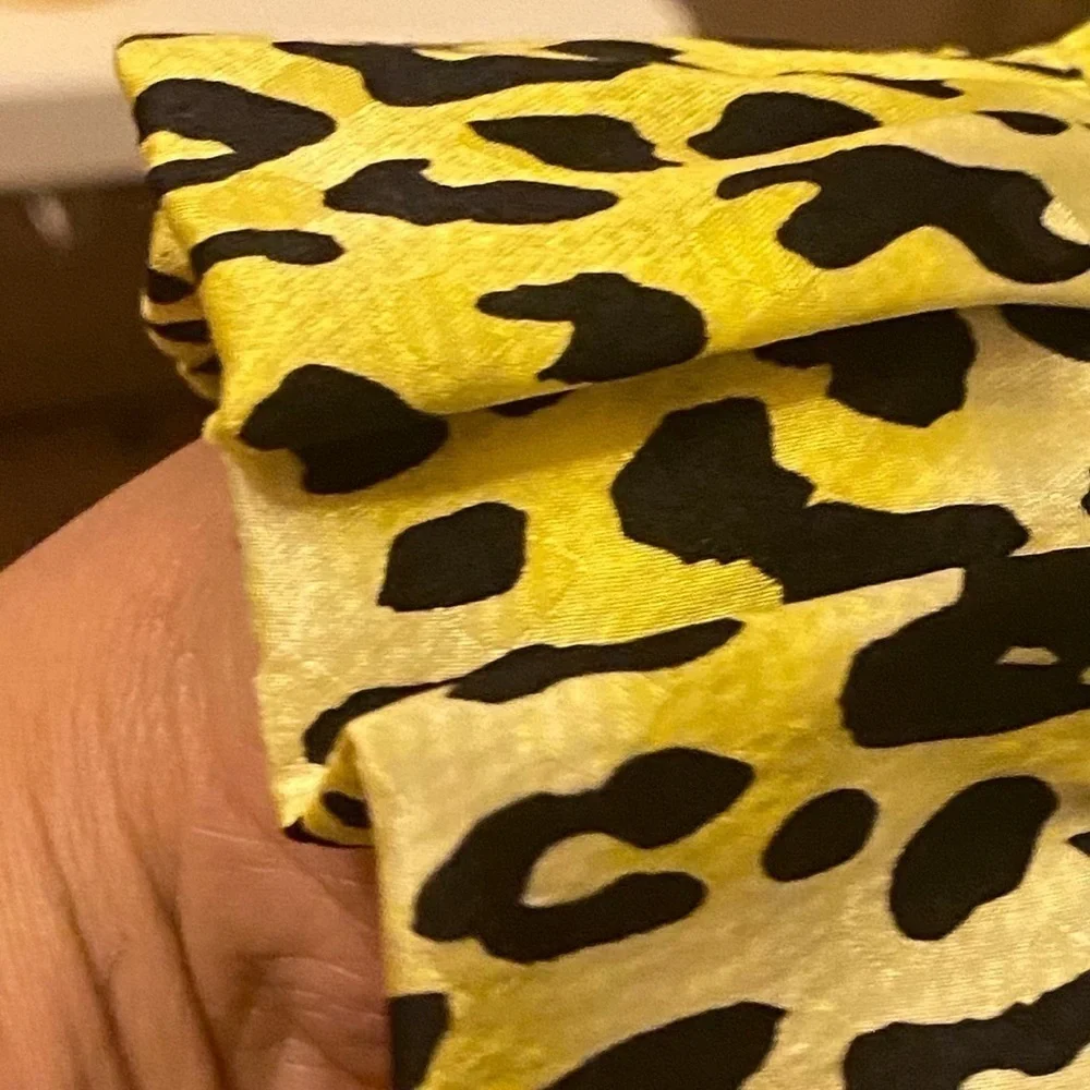 BAUM UND PFERDGARTEN YELLOW ANIMAL PRINT SILK DRESS - Picture 6 of 9